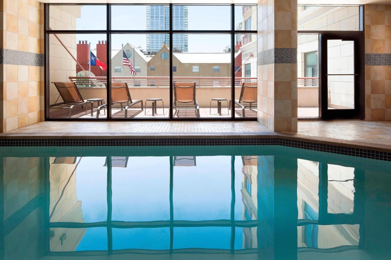 Courtyard Austin Downtown/Convention Center Hotell Exteriör bild