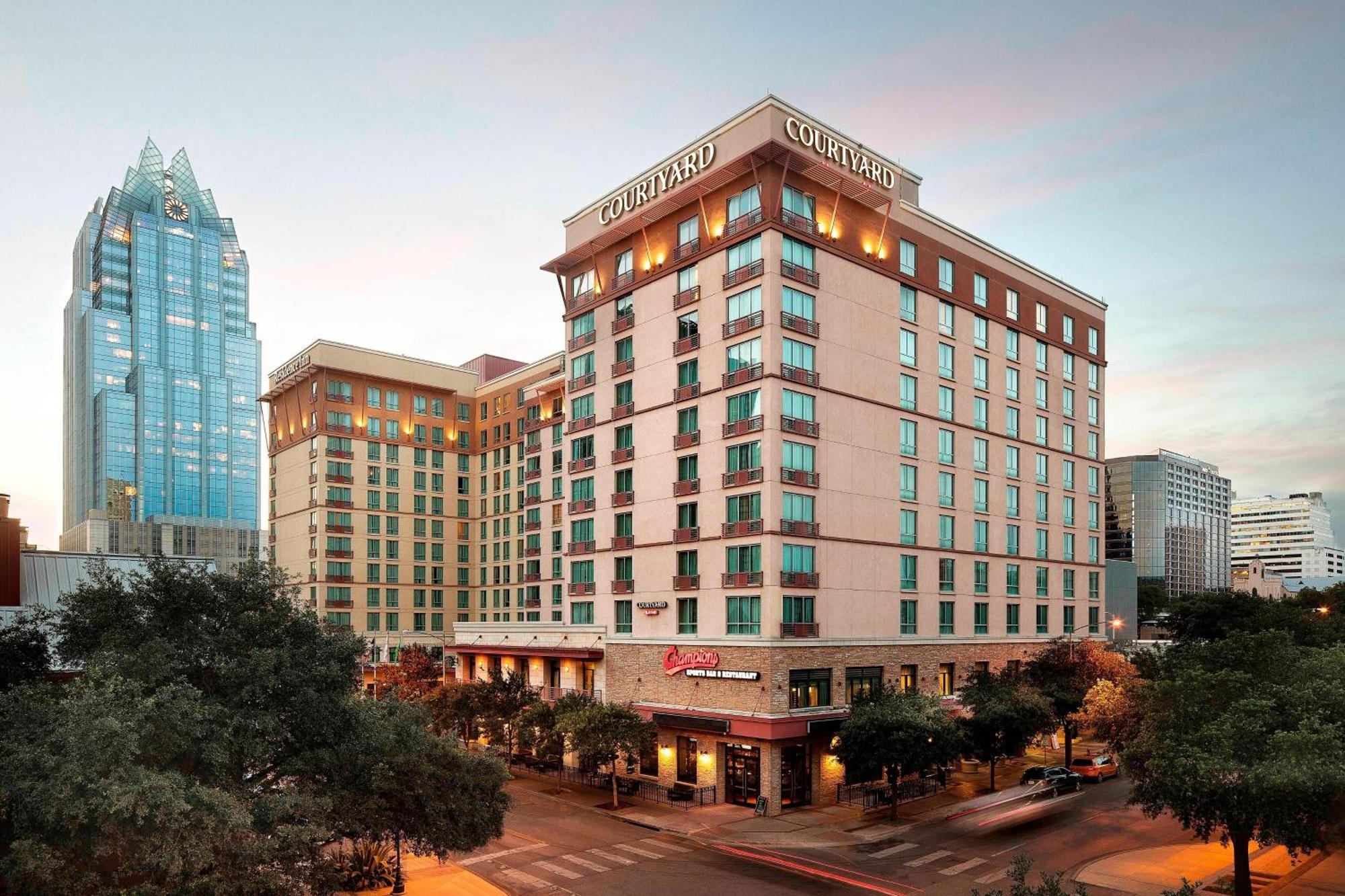 Courtyard Austin Downtown/Convention Center Hotell Exteriör bild